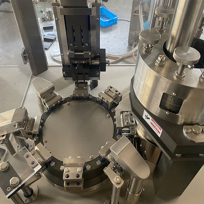 Αυτόματη μηχανή πλήρωσης καψών κατανάλωσης ισχύος 3.2kw χαπιών sed-200J 60dB